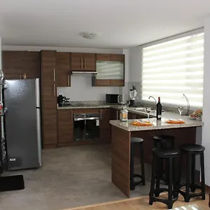 Apartamento Suit Torre Sofia