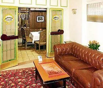 וינה Hotel Hadrigan