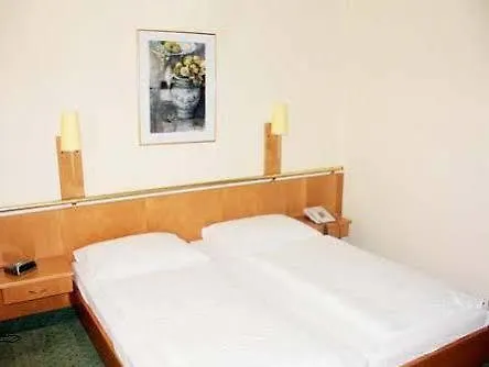 ***  Hotel Hadrigan Viena Austria